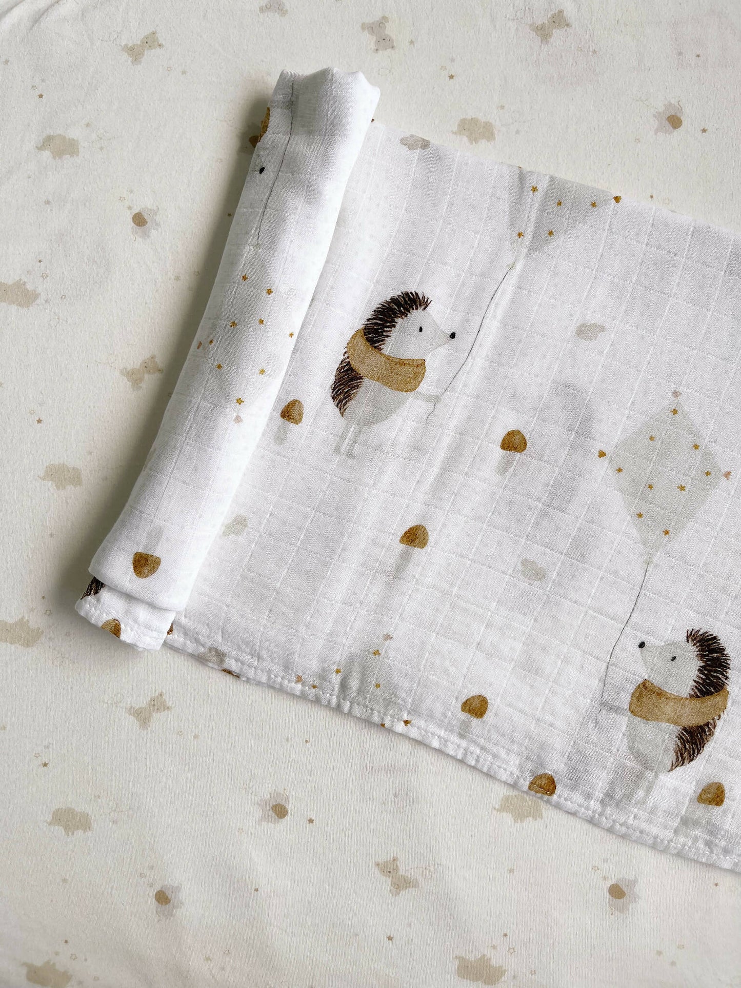 Caidra by Rubyxx Gifting presents Happy Rei’s Bamboo Cotton Muslin Swaddles