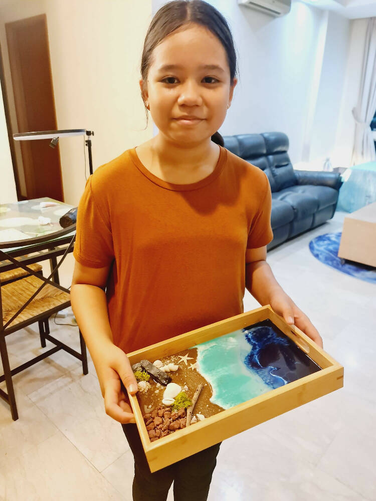 Customers Appreciating the Decorative Wooden Tray With Resin Art_Caidra by Rubyxx Gifting 