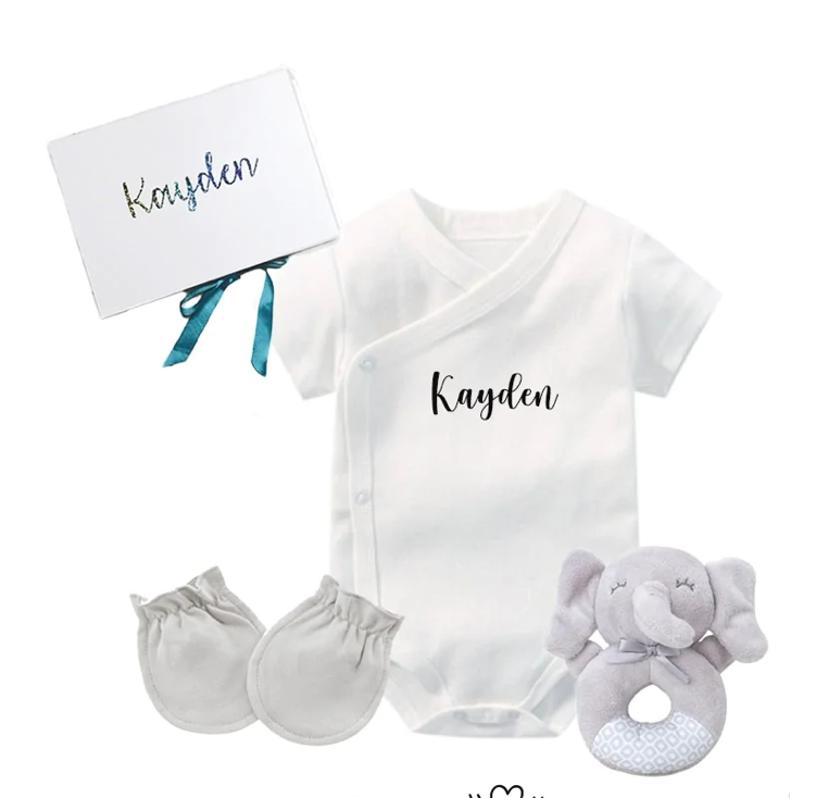 Minimalist Baby New Born Gift Set